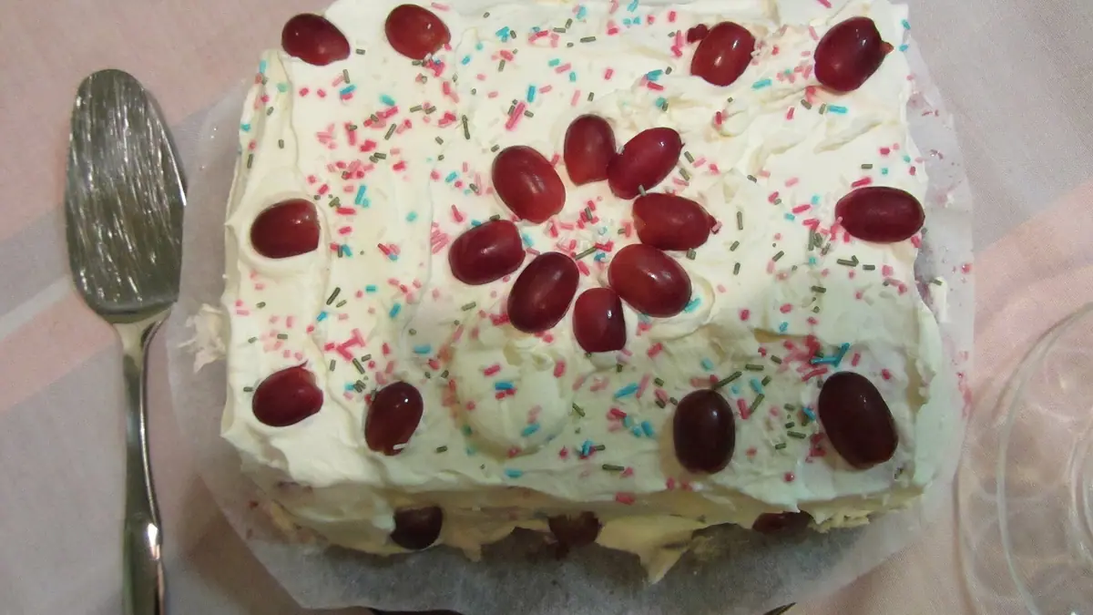 Ivy Cottage Cakes – cake shop in Bonllwyn, Ammanford